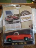 GREENLIGHT1:64 1984 GMC SIERRA 2500 PICK UP TRUCK "VINTAGE AD CARS" 39060F chase
